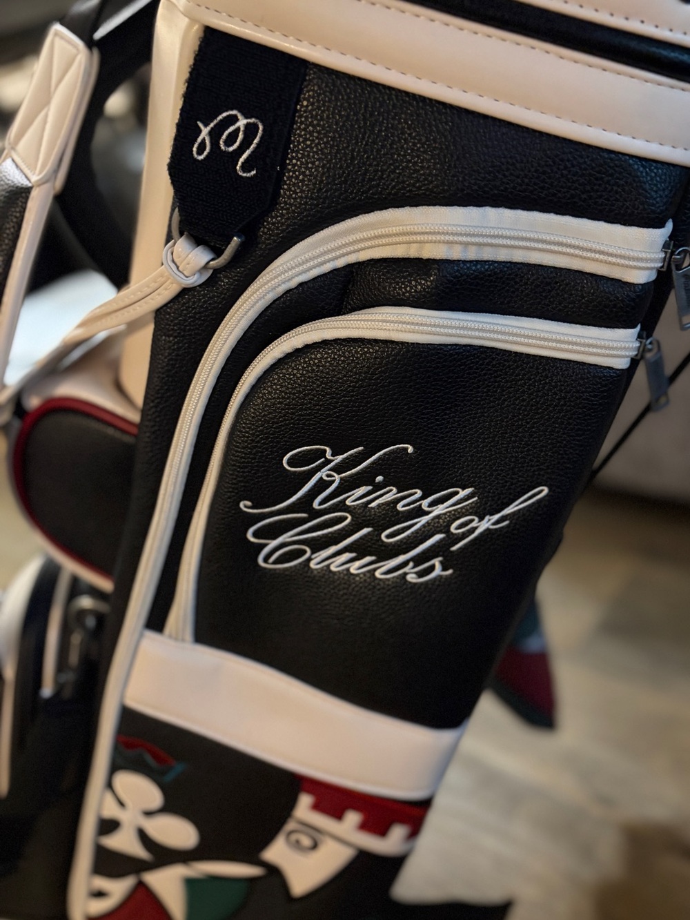 Malbon King of Hearts Stand golf bag w/matching towel. - Picture 12 of 15